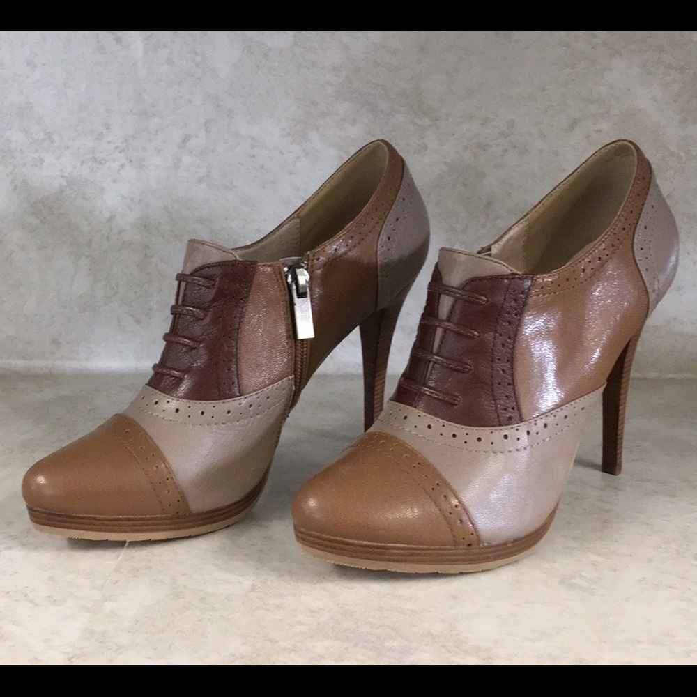 NWOB Crowedaisy Apricot Zipper Stiletto Heels